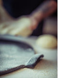 Emile Henry Pizza Stone Round 14.5", Charcoal Emile Henry